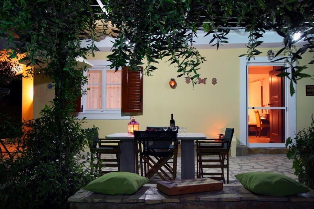 Anthia Private Studio A Breath Away From Beaches Agios Nikitas Exterior photo